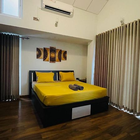 Sun Dove Suite Канді Екстер'єр фото
