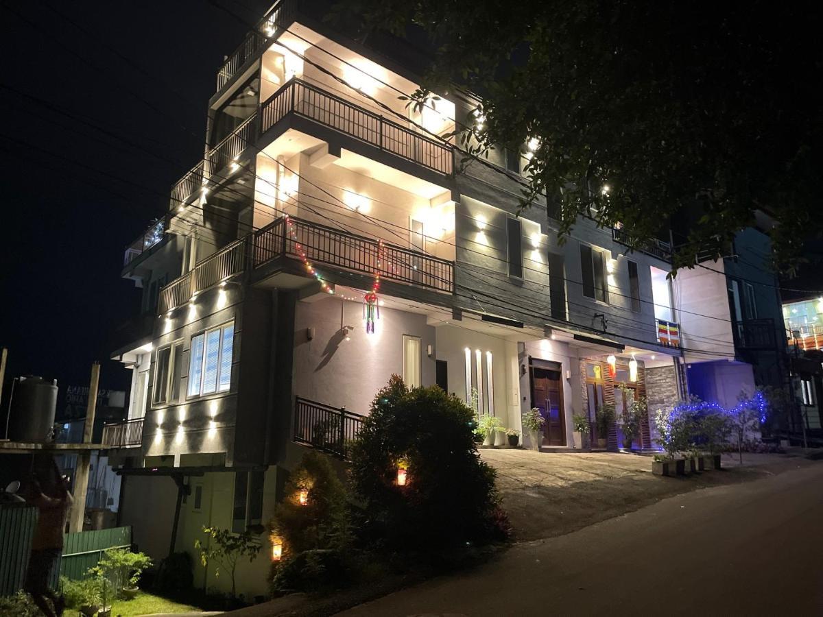 Sun Dove Suite Канді Екстер'єр фото